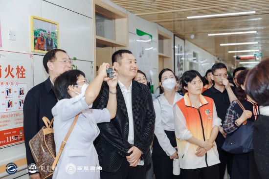 云图片